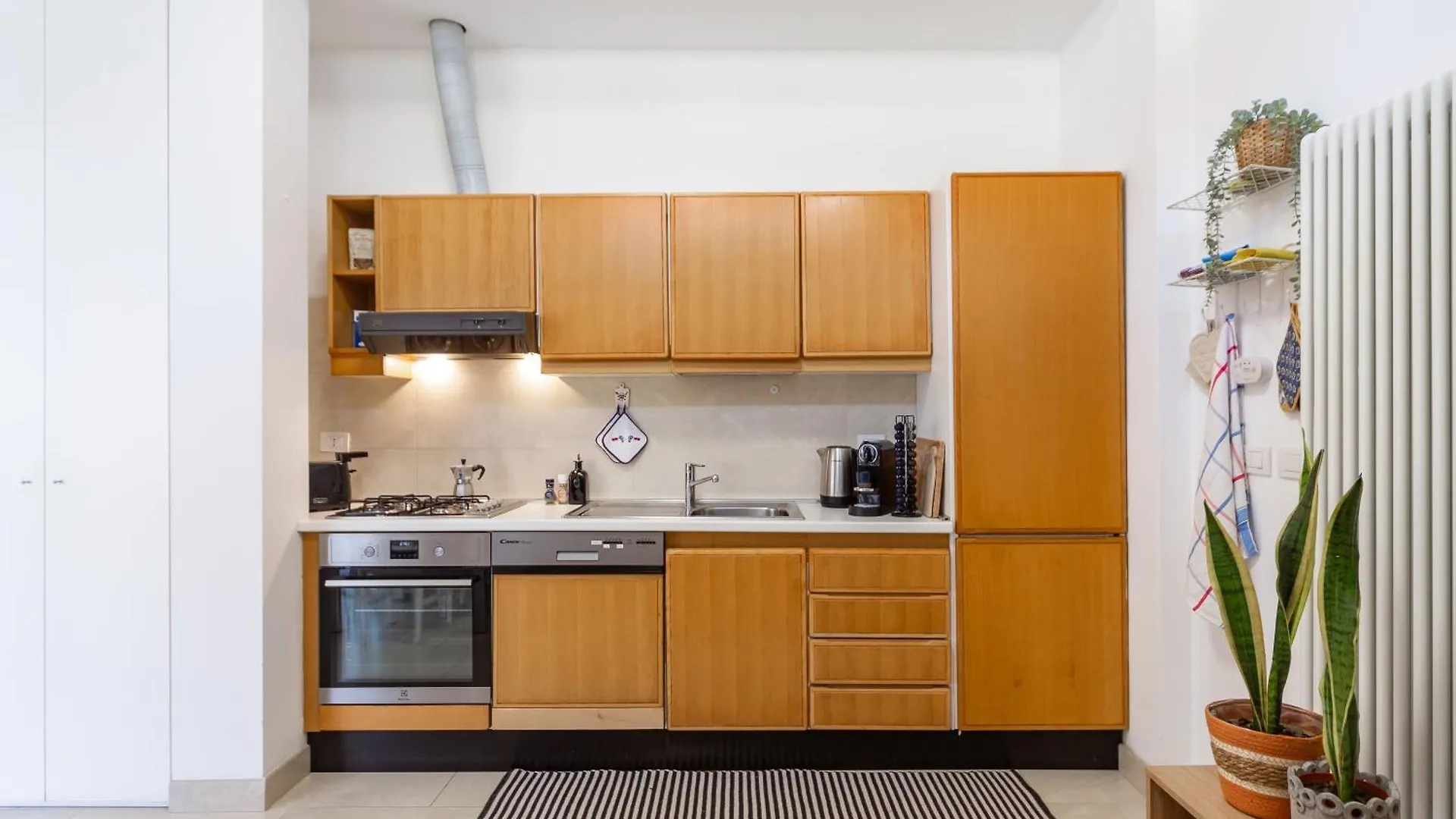 Casa Luce Con Terrazza Apartment Milan 0*,  Italy
